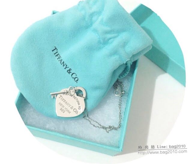 Tiffany純銀飾品 蒂芙尼女士專櫃爆款愛心牌鑰匙項鏈 Tiffany925心形吊墜項鏈  zgt1602